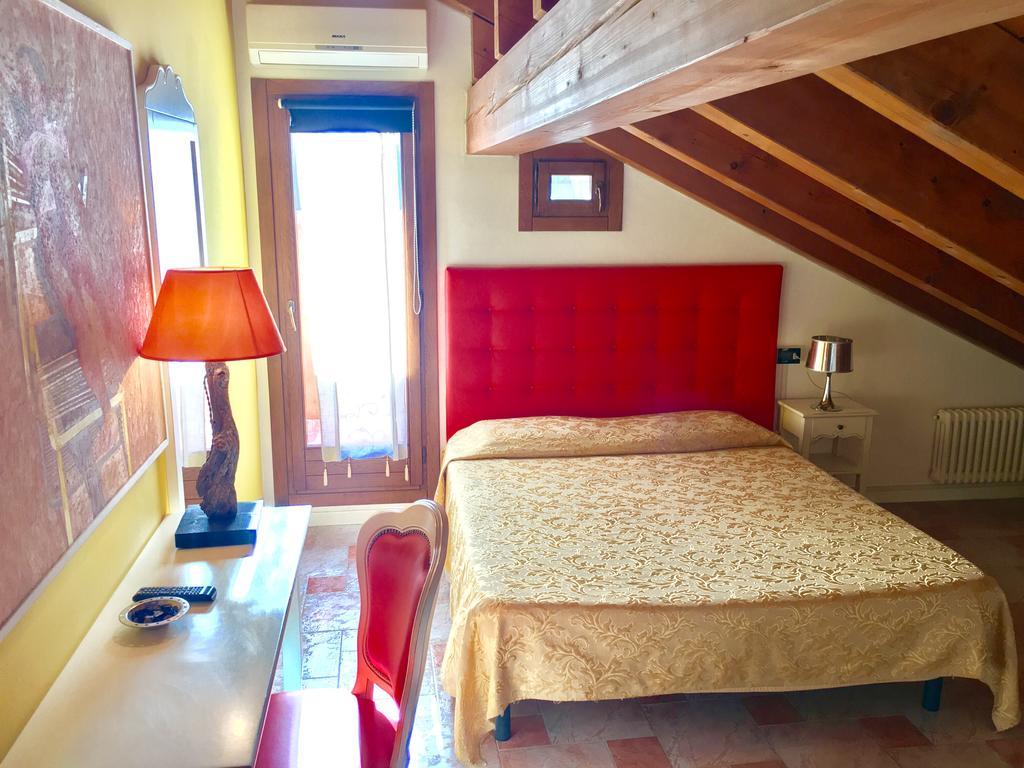 Chioggia Bridges Bed & Breakfast ภายนอก รูปภาพ