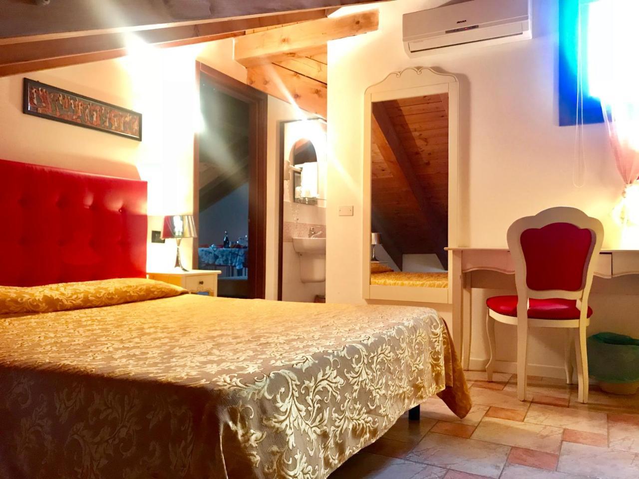 Chioggia Bridges Bed & Breakfast ภายนอก รูปภาพ